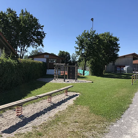 Spielplatz am Bolzplatz Spielplatz am Bolzplatz