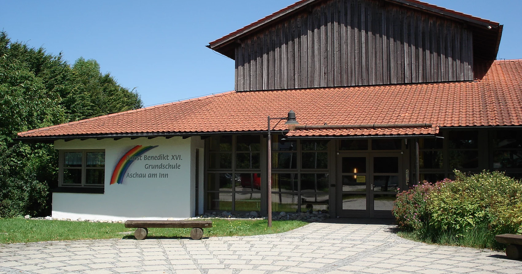 Papst Benedikt XVI Grundschule