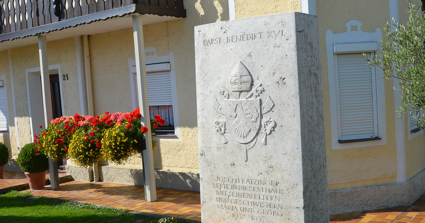 Papstdenkmal Hauptstraße